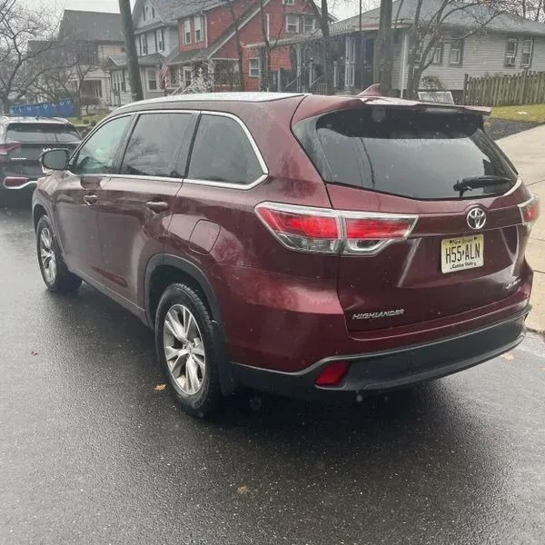 2015 Toyota Highlander - Image 5 of 12