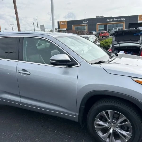 2015 Toyota Highlander - Image 12 of 12