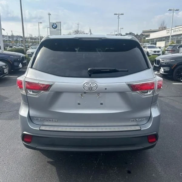 2015 Toyota Highlander - Image 7 of 12