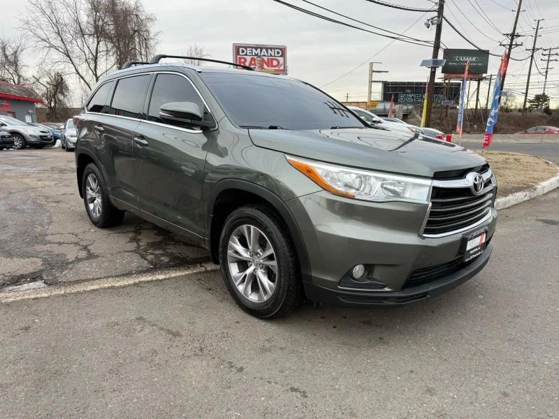 2015 Toyota Highlander - Image 3 of 12