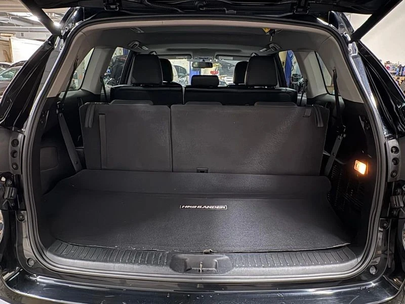 2015 Toyota Highlander - Image 9 of 12