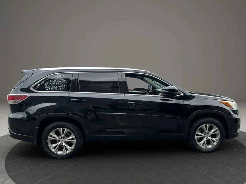 2015 Toyota Highlander - Image 4 of 12