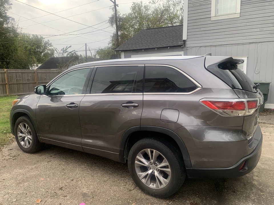 2015 Toyota Highlander - Image 7 of 21