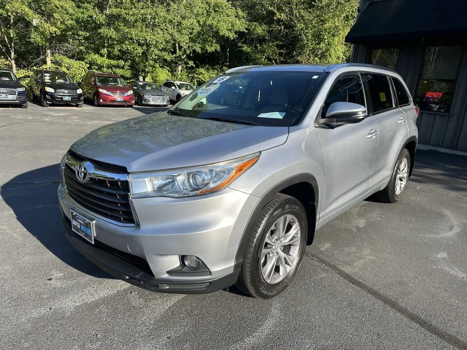 2015 Toyota Highlander - Image 3 of 21