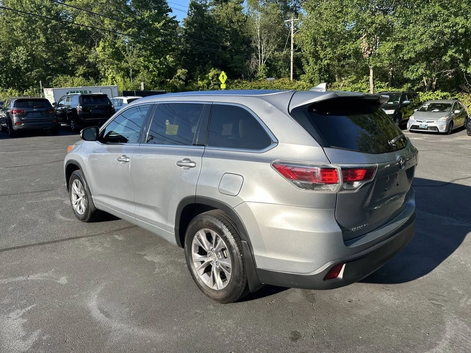 2015 Toyota Highlander - Image 5 of 21