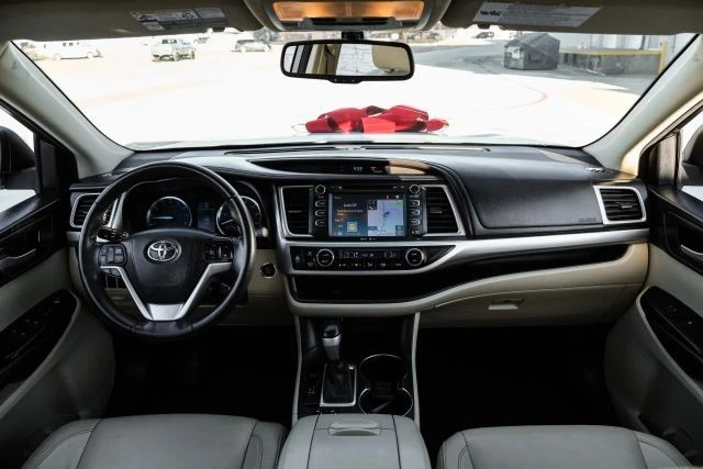 2015 Toyota Highlander - Image 16 of 31