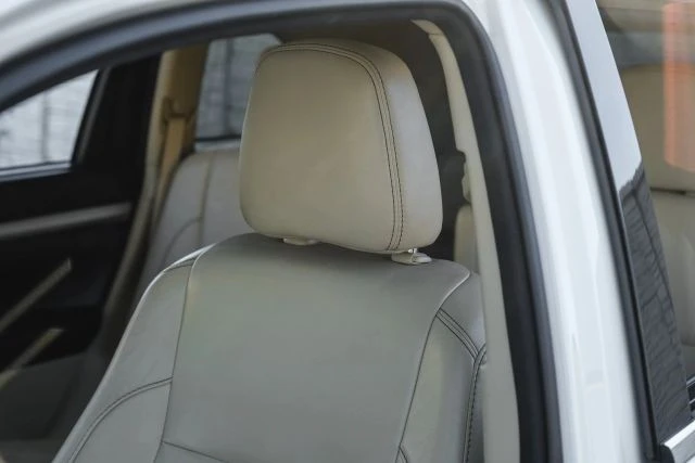 2015 Toyota Highlander - Image 28 of 31