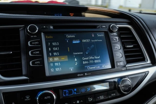 2015 Toyota Highlander - Image 26 of 31