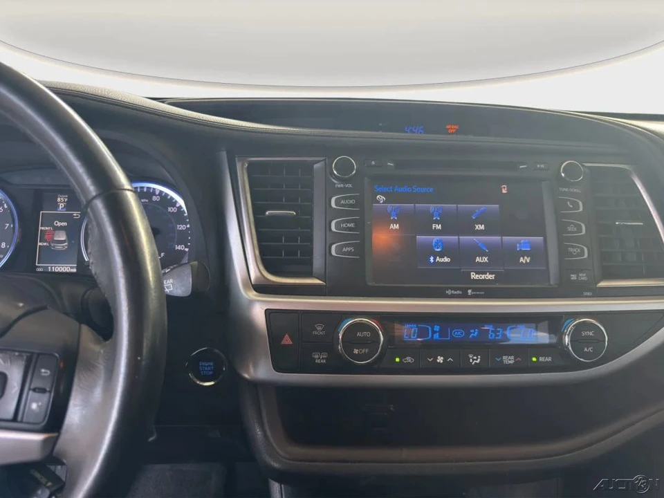 2015 Toyota Highlander - Image 16 of 21