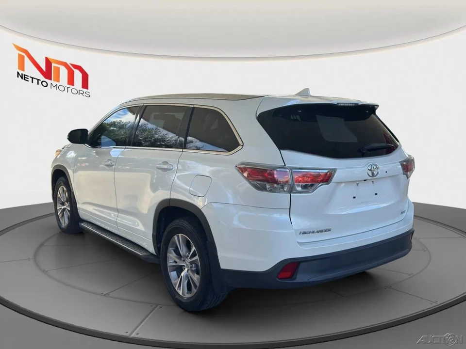 2015 Toyota Highlander - Image 3 of 21