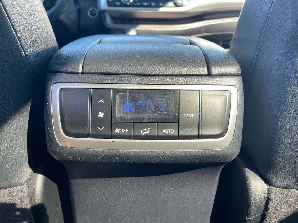 2015 Toyota Highlander - Image 12 of 12