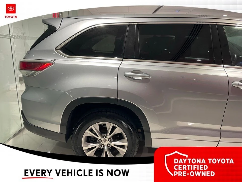 2015 Toyota Highlander - Image 7 of 12