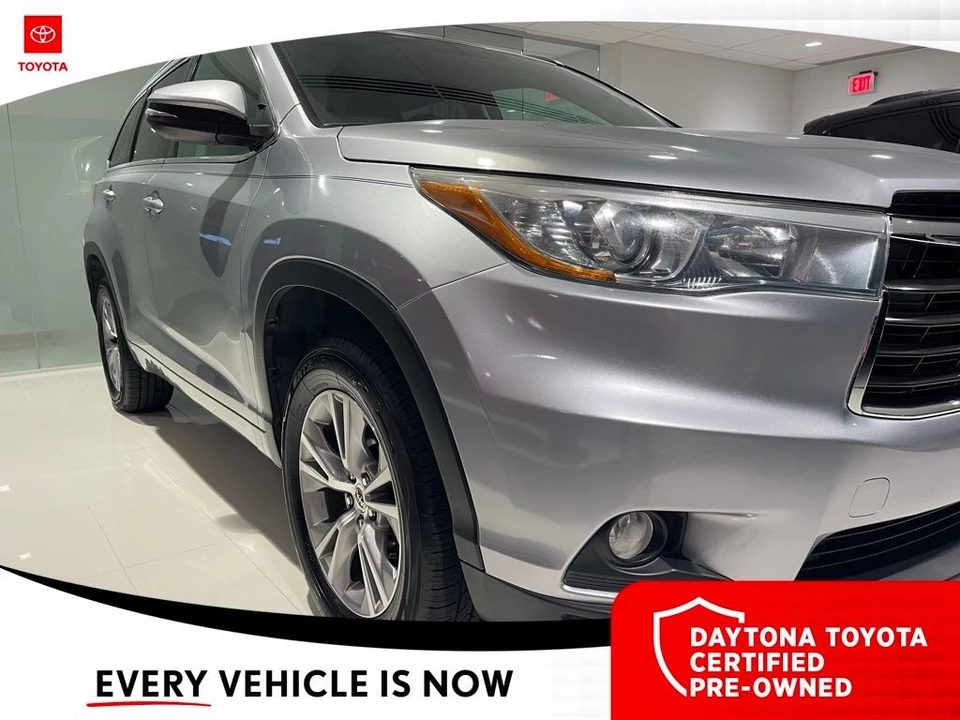 2015 Toyota Highlander - Image 2 of 12
