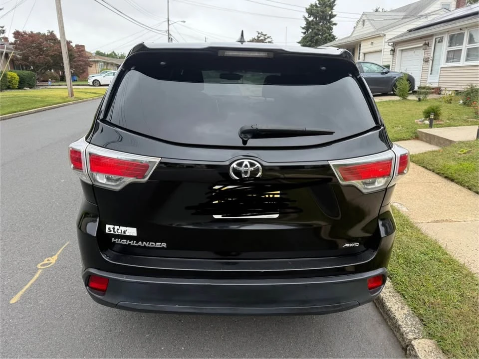 2015 Toyota Highlander - Image 4 of 8