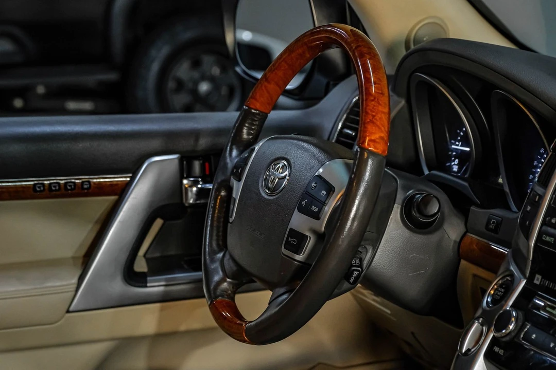 2015 Toyota J200 Land Cruiser - Image 22 of 31
