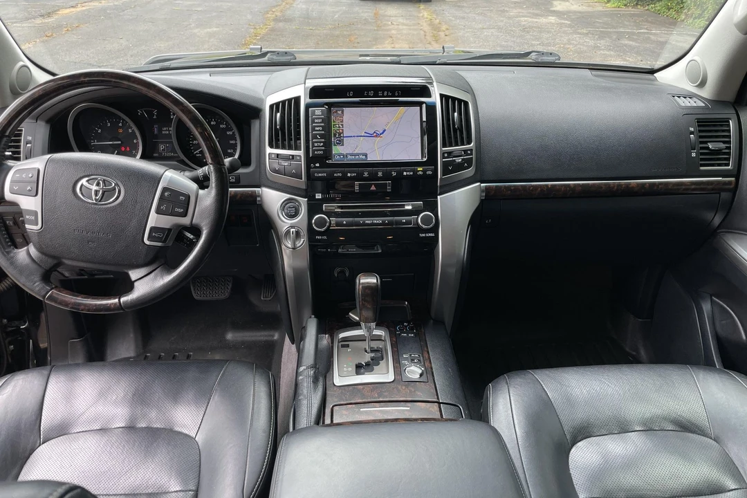 2015 Toyota J200 Land Cruiser - Image 7 of 23