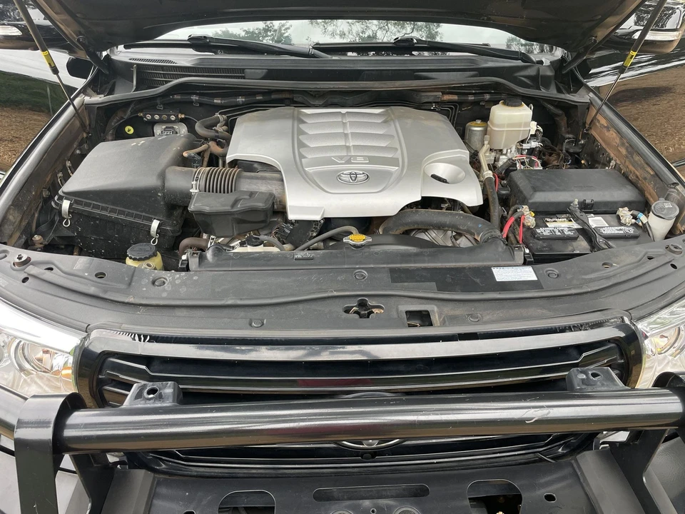 2015 Toyota J200 Land Cruiser - Image 6 of 23