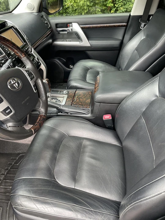 2015 Toyota J200 Land Cruiser - Image 14 of 23