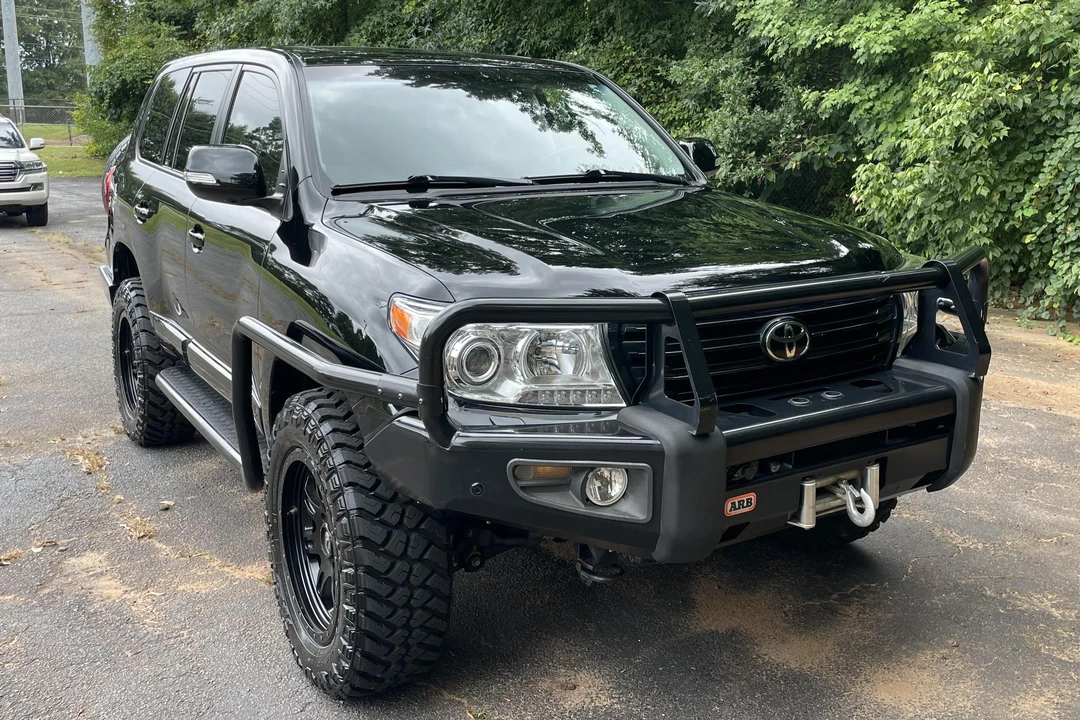 2015 Toyota J200 Land Cruiser - Image 2 of 31