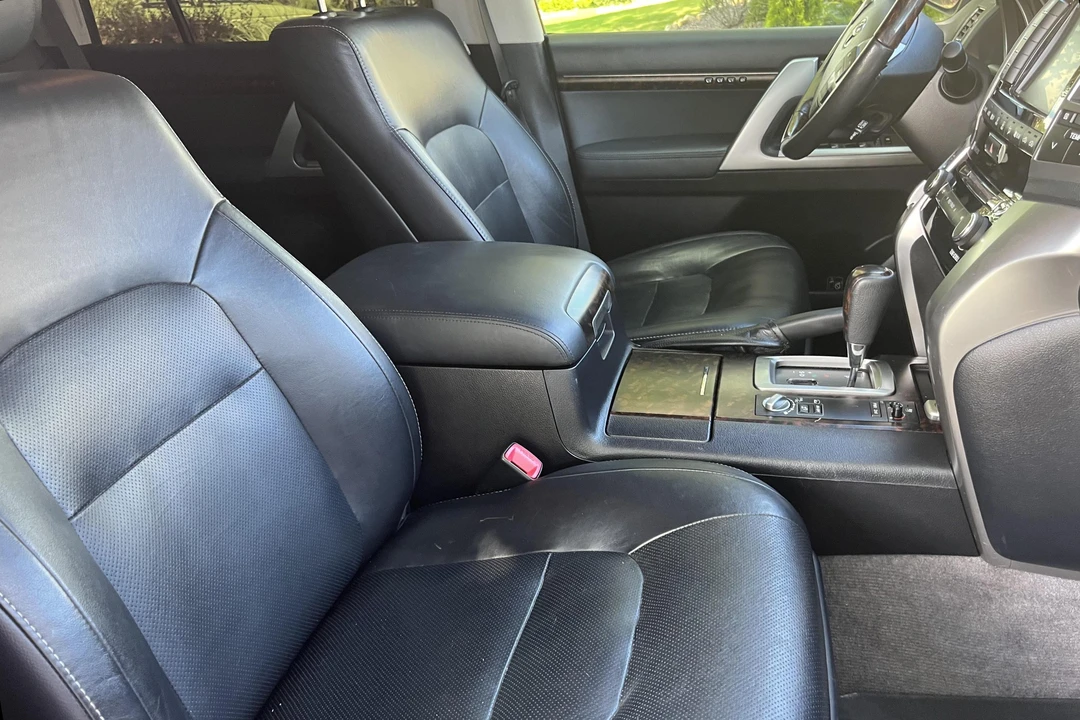 2015 Toyota J200 Land Cruiser - Image 28 of 31