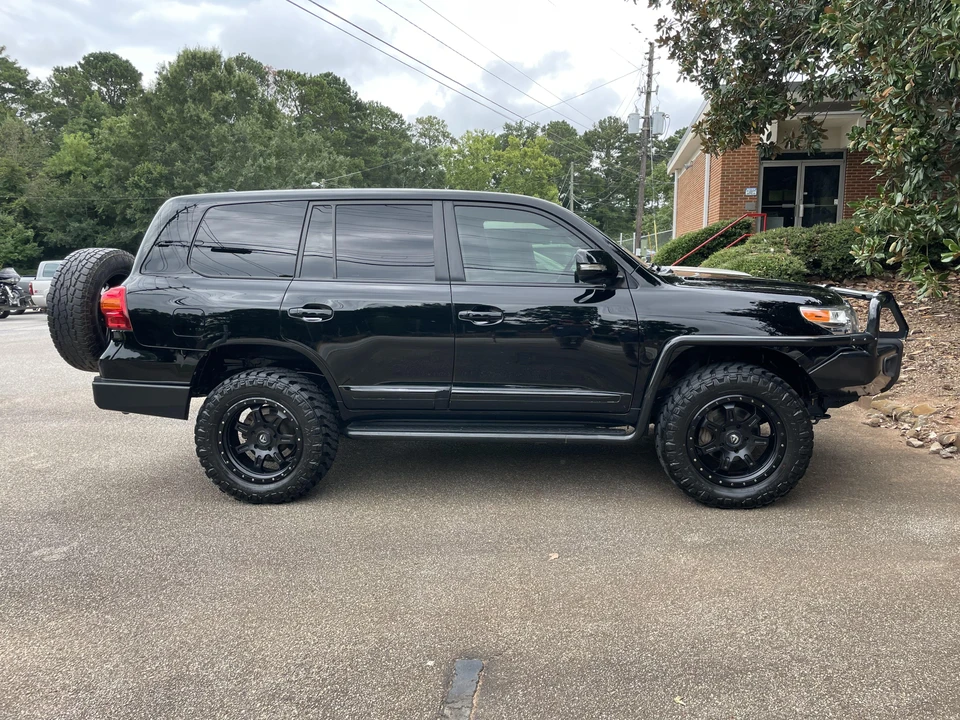 2015 Toyota J200 Land Cruiser - Image 8 of 31
