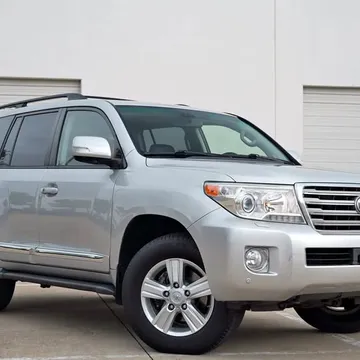 2015 Toyota Land Cruiser V8