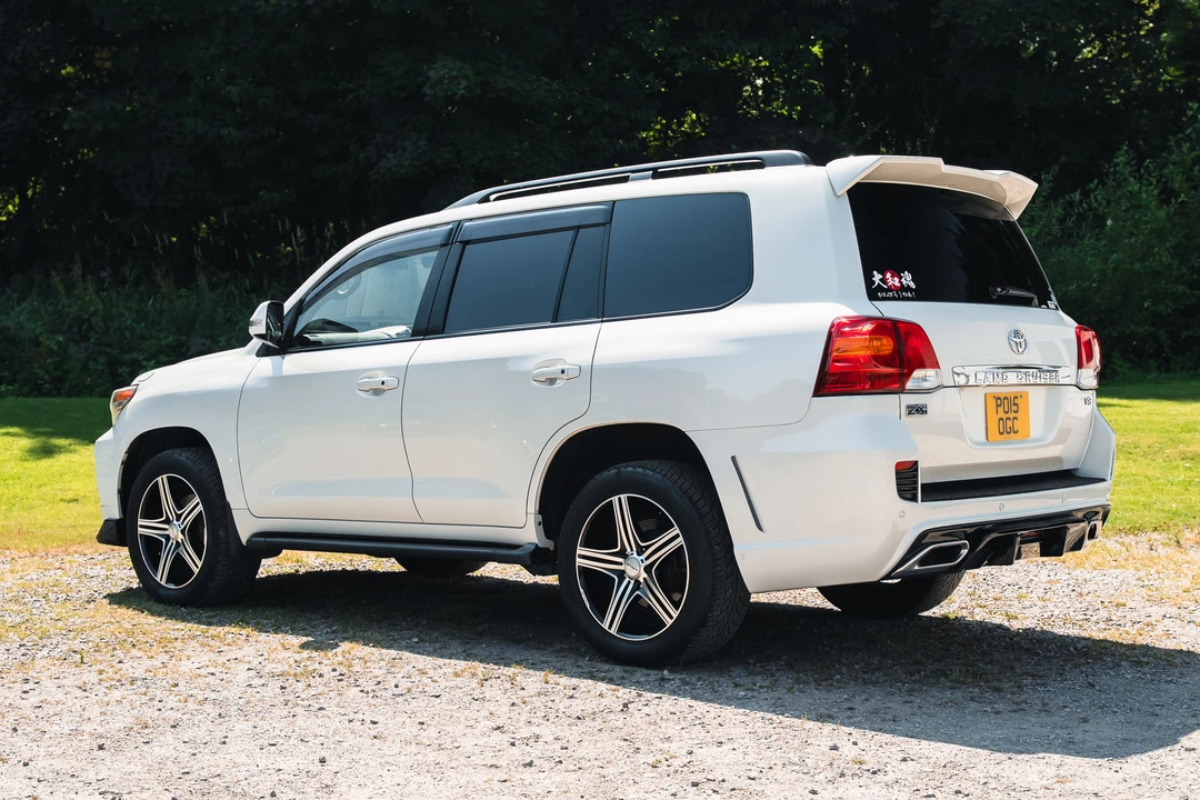 2015 Toyota J200 Land Cruiser - Image 7 of 31