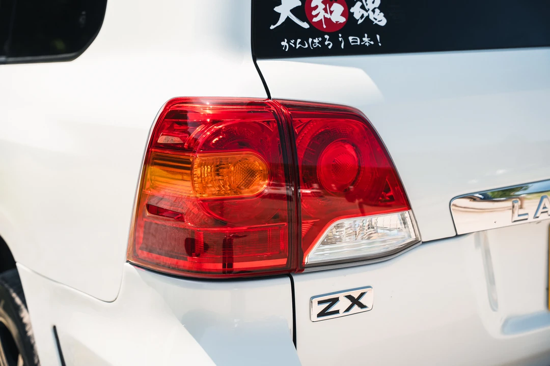 2015 Toyota J200 Land Cruiser - Image 24 of 31