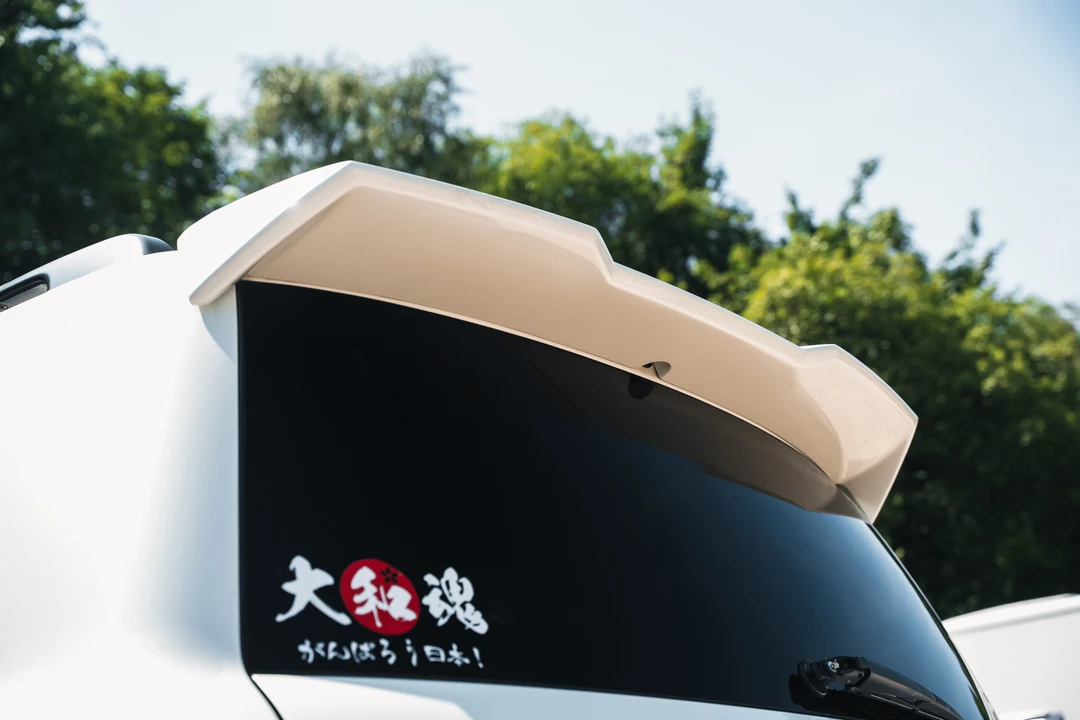 2015 Toyota J200 Land Cruiser - Image 28 of 31