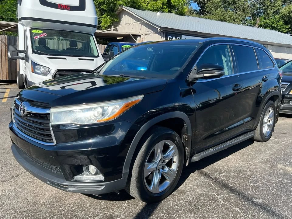 2015 Toyota Highlander - Image 2 of 20