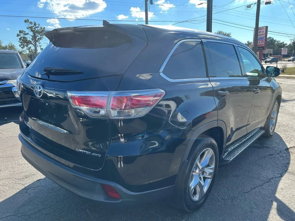 2015 Toyota Highlander - Image 7 of 20