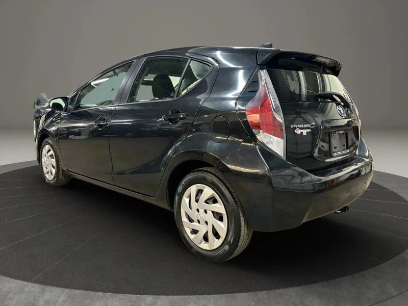 2015 Toyota Prius 3rd Gen - Image 7 of 12