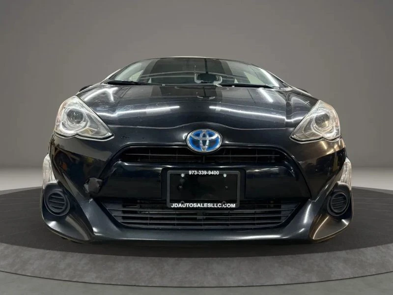 2015 Toyota Prius 3rd Gen - Image 3 of 12