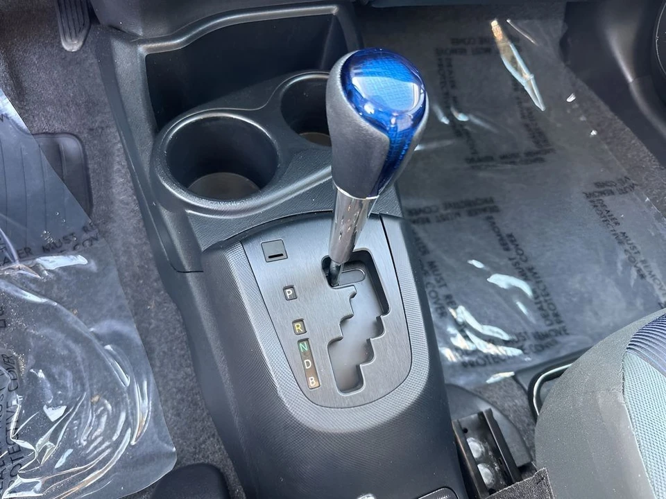 2015 Toyota Prius - Image 17 of 21