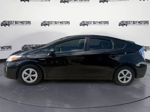 2015 Toyota Prius 3rd Gen - Image 5 of 21