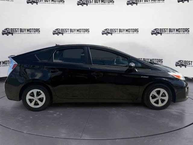 2015 Toyota Prius 3rd Gen - Image 9 of 21