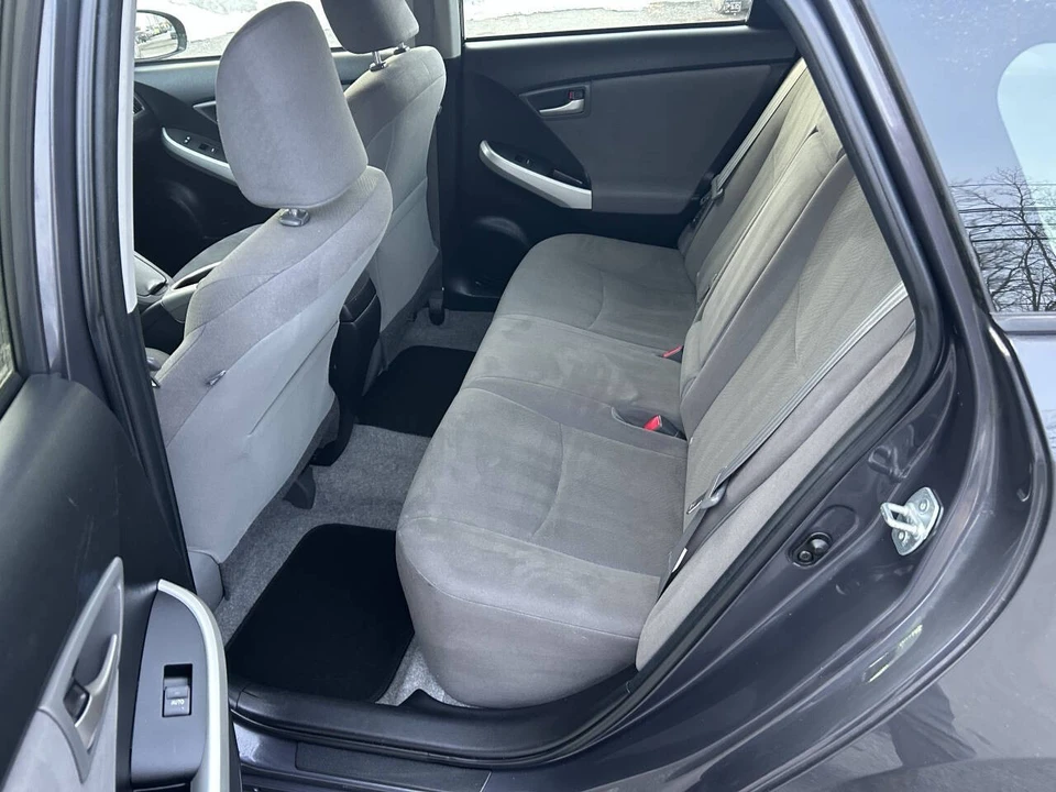2015 Toyota Prius 3rd Gen - Image 20 of 21