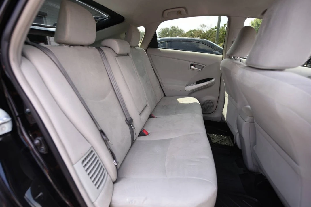 2015 Toyota Prius 3rd Gen - Image 10 of 17