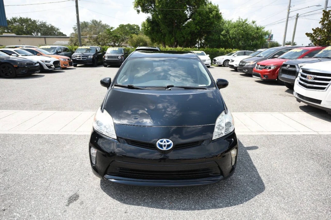 2015 Toyota Prius 3rd Gen - Image 17 of 17