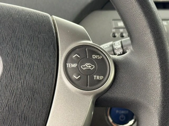 2015 Toyota Prius 3rd Gen - Image 20 of 21