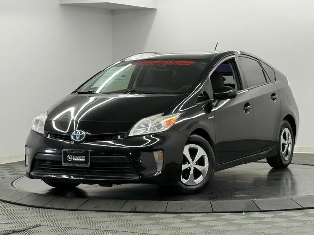 2015 Toyota Prius 3rd Gen - Image 2 of 21