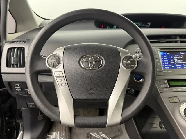 2015 Toyota Prius 3rd Gen - Image 18 of 21
