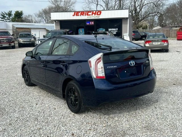 2015 Toyota Prius 3rd Gen - Image 6 of 16