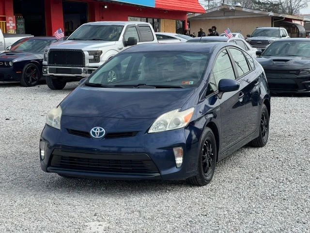 2015 Toyota Prius 3rd Gen - Image 3 of 16