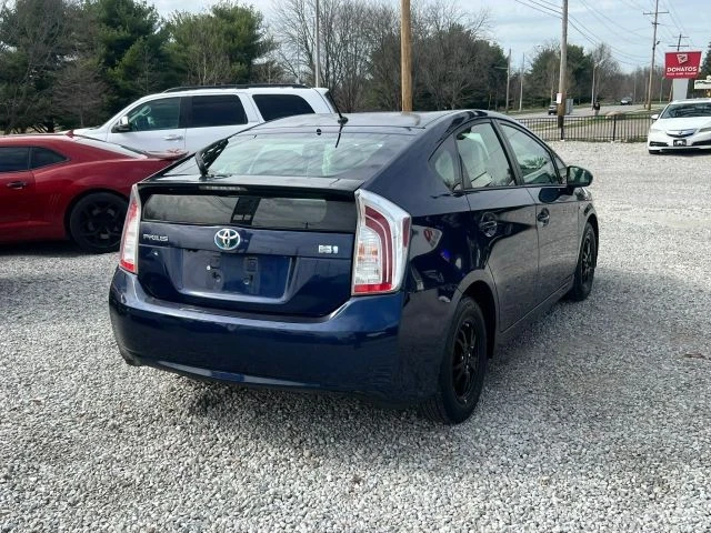 2015 Toyota Prius 3rd Gen - Image 8 of 16