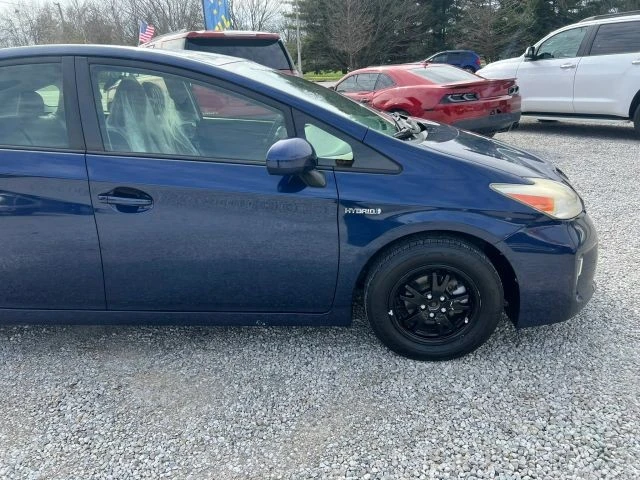 2015 Toyota Prius 3rd Gen - Image 10 of 16