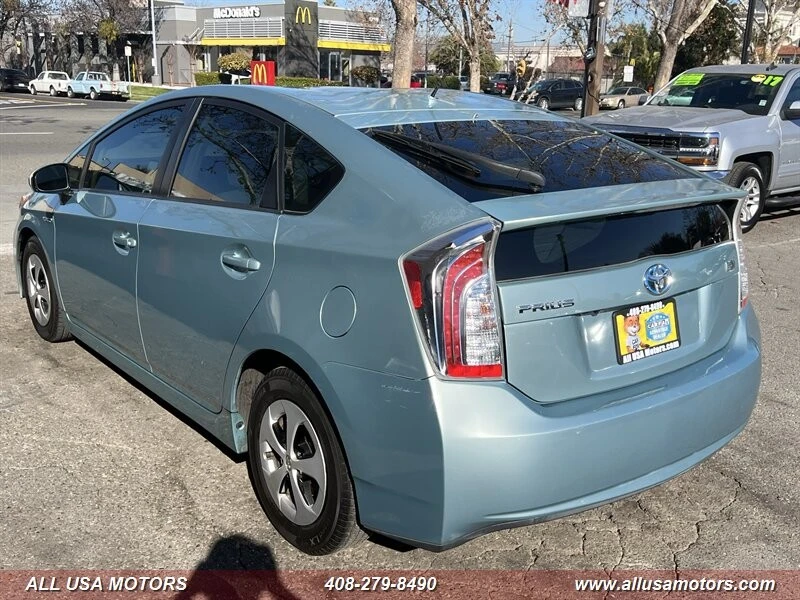 2015 Toyota Prius 3rd Gen - Image 7 of 21