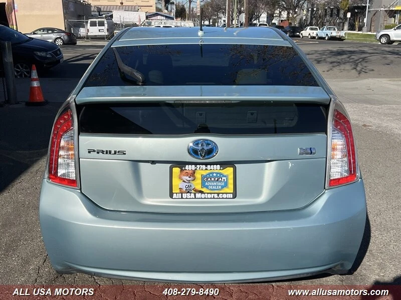 2015 Toyota Prius 3rd Gen - Image 8 of 21