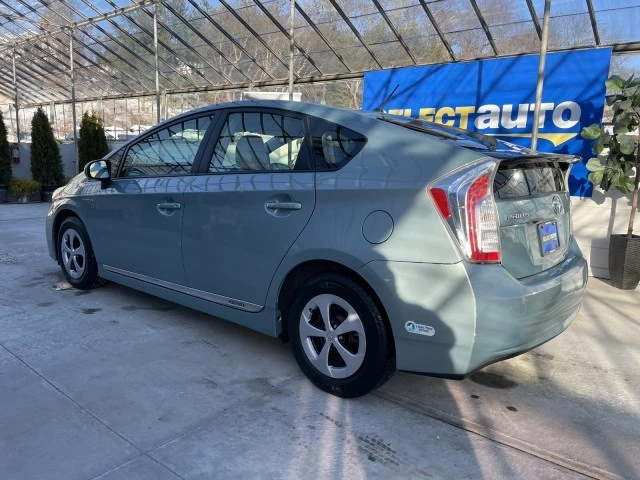 2015 Toyota Prius 3rd Gen - Image 11 of 21