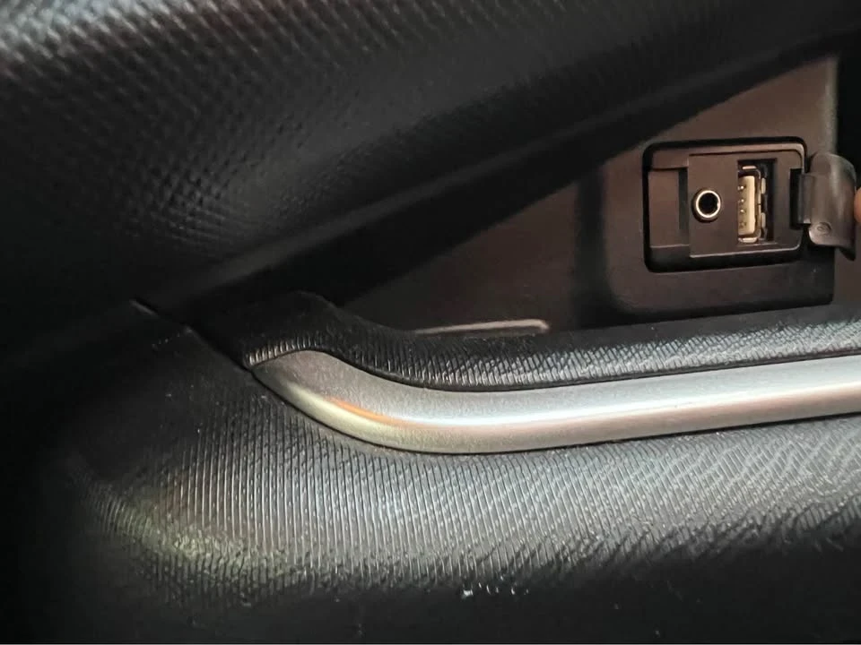 2015 Toyota Prius 3rd Gen - Image 12 of 15